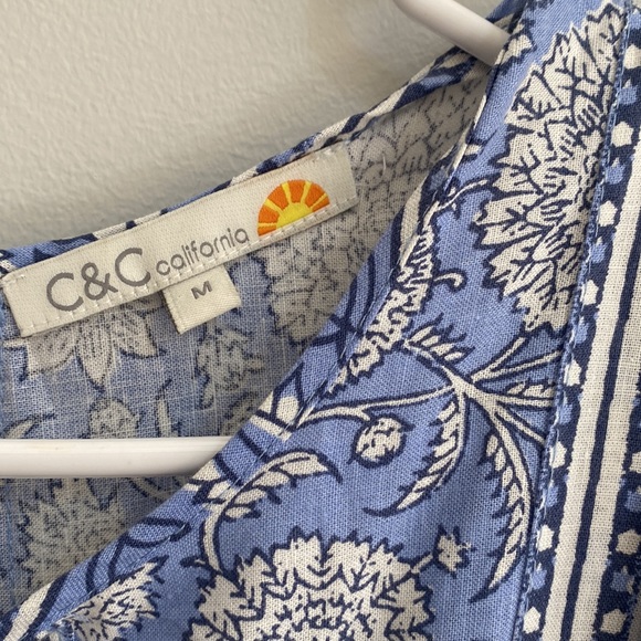 Summer dress - Picture 2 of 5